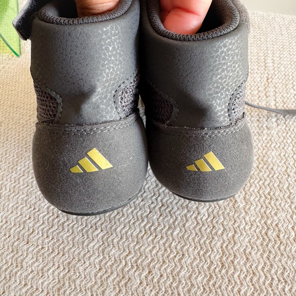 Adidas Black Grey + Gold HVC 2 Wrestling Shoes Size 2 Youth - Picture 6 of 10